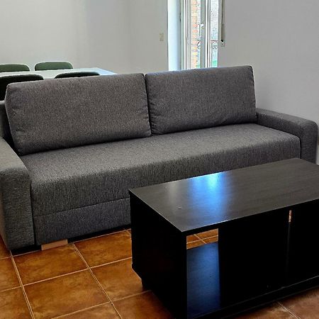 Apartamentos,Puerta De Bisagra-Parking Gratis โตเลโด ภายนอก รูปภาพ
