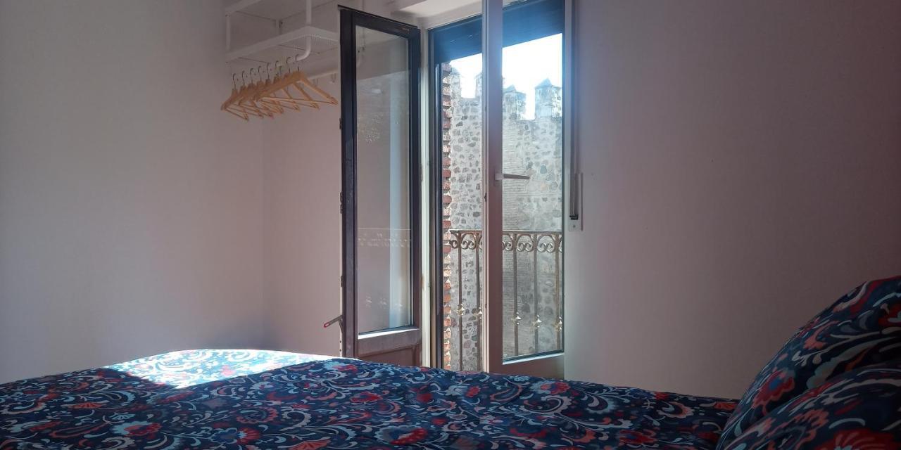 Apartamentos,Puerta De Bisagra-Parking Gratis โตเลโด ภายนอก รูปภาพ
