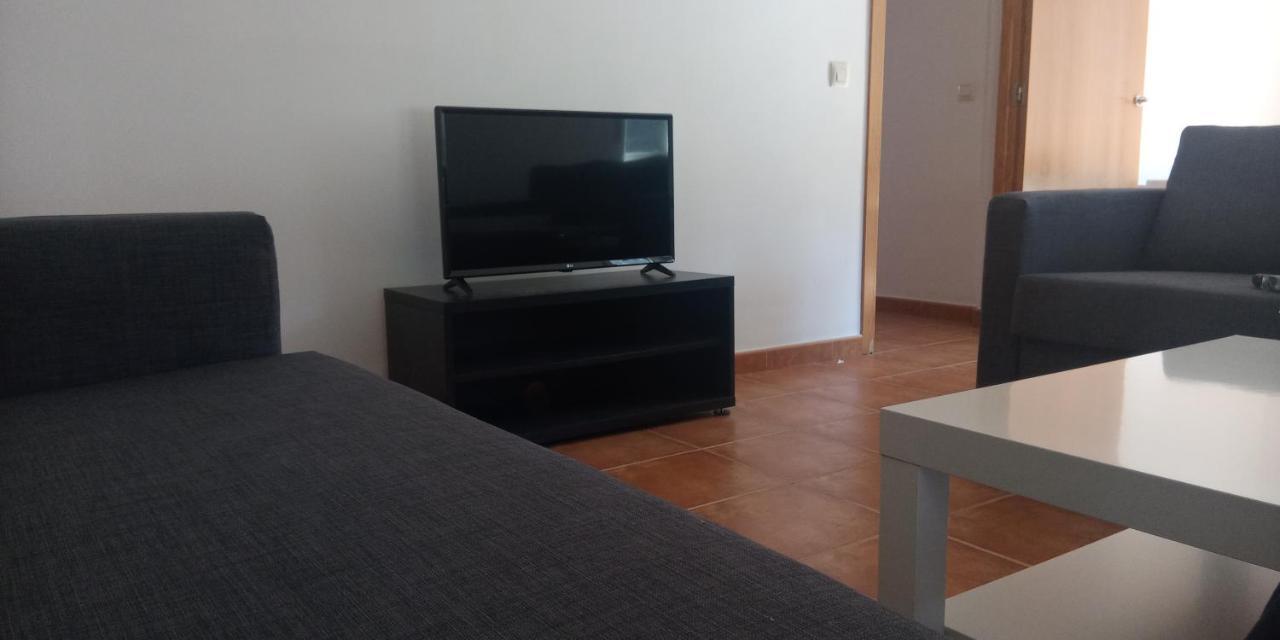 Apartamentos,Puerta De Bisagra-Parking Gratis โตเลโด ภายนอก รูปภาพ