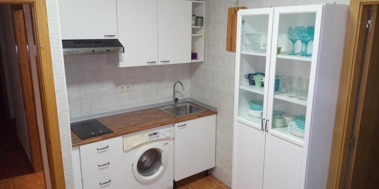 Apartamentos,Puerta De Bisagra-Parking Gratis โตเลโด ภายนอก รูปภาพ